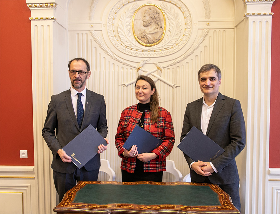 Together for the popularisation of science. Krakow Festival Office, Faculty of Philosophy and Centre for Brain Research JU have signed a framework agreement on cooperation.